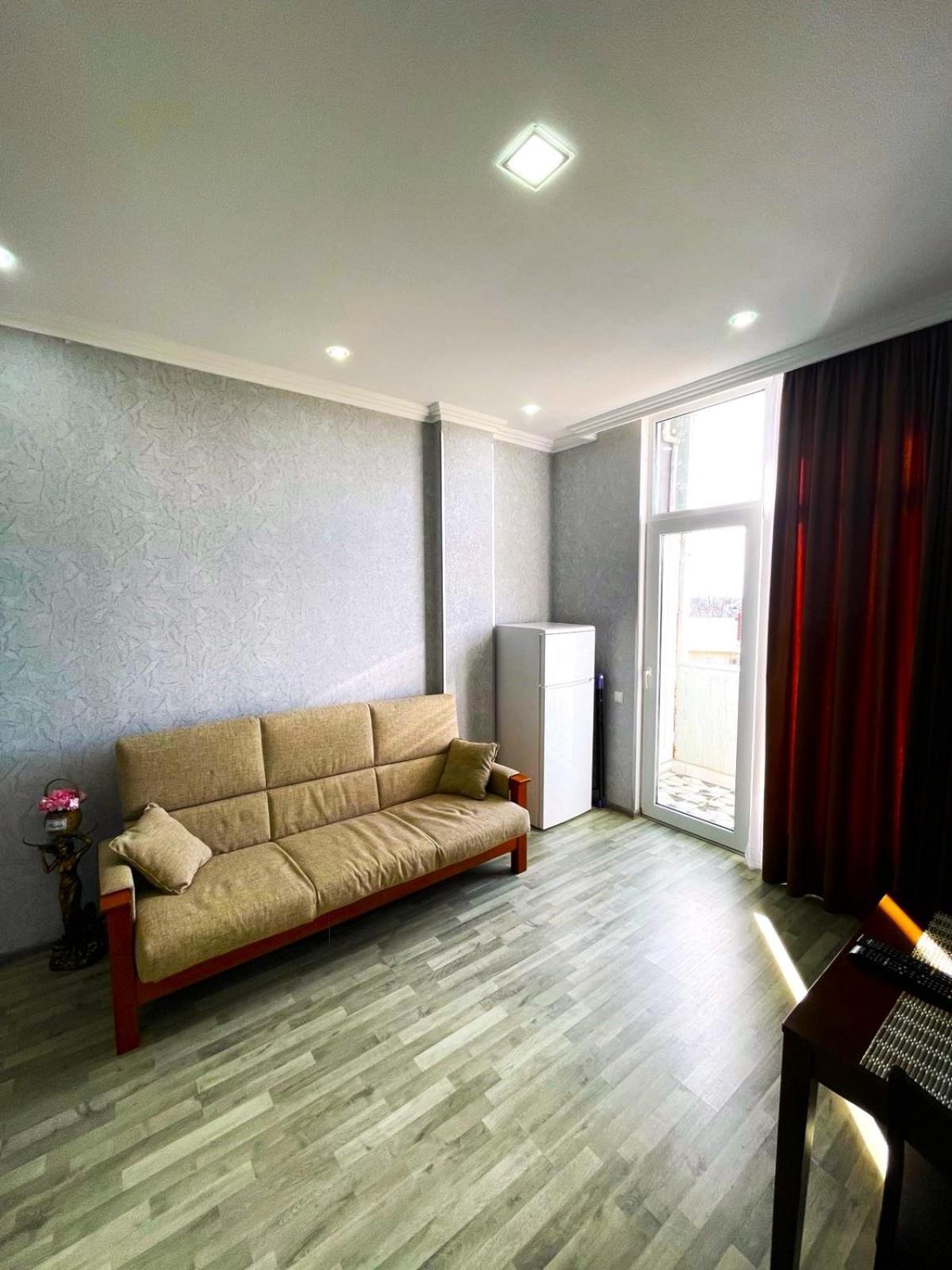 Kate'S Cozy Apartment Kutaisi Exterior foto